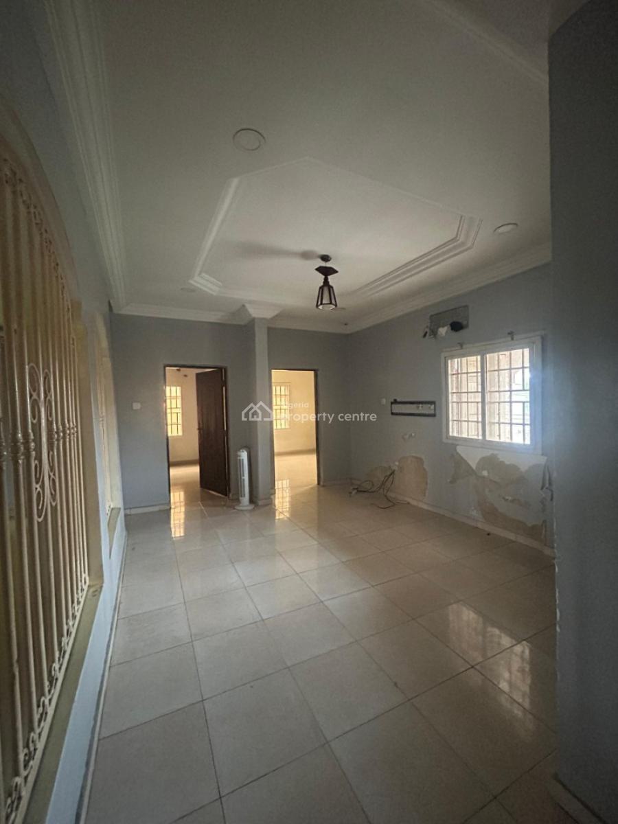 Newly Renovated 5 Bedroom Fully Detached Duplex with a Study Room+bq, Pinnock Beach Estate, Lekki, Lagos, Detached Duplex for Rent