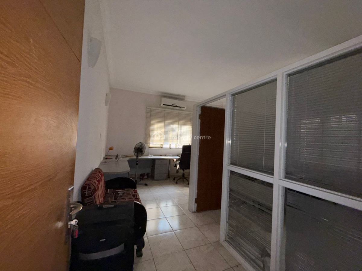 Well Maintained 5 Bedroom Semi Detached Duplex + Bq, Lekki Phase 1, Lekki, Lagos, Semi-detached Duplex for Rent