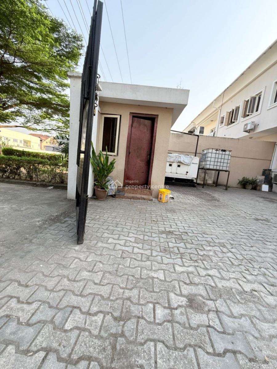 Well Maintained 5 Bedroom Semi Detached Duplex + Bq, Lekki Phase 1, Lekki, Lagos, Semi-detached Duplex for Rent