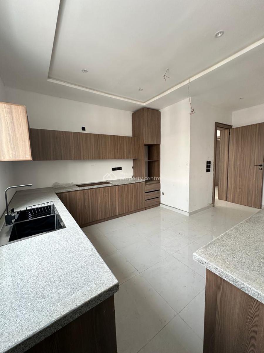 Exquisite 3 Bedroom Penthouse with a Bq, Gym, Pool in a Secure Estate, Ikate, Lekki, Lagos, House for Sale