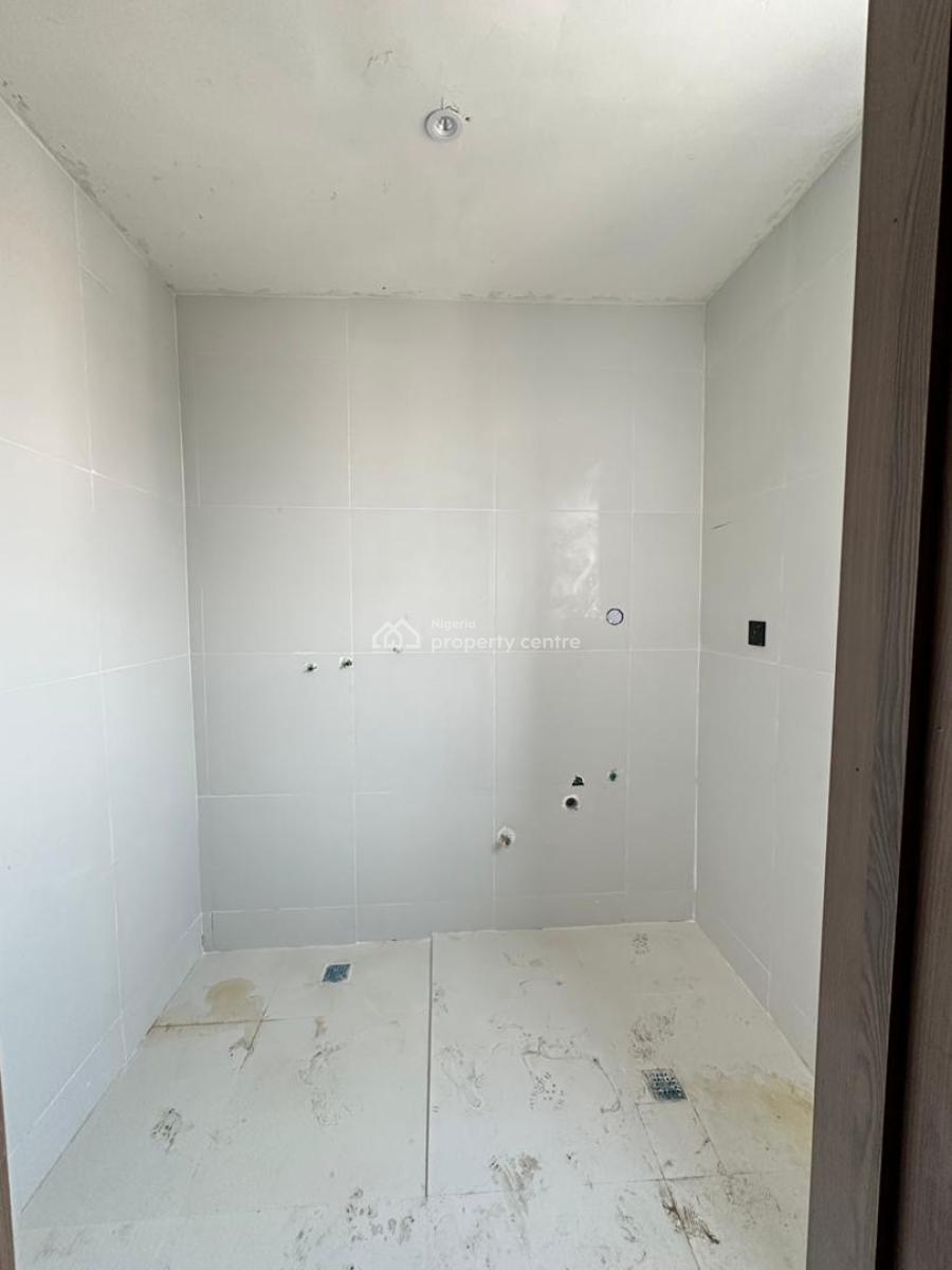 Exquisite 3 Bedroom Penthouse with a Bq, Gym, Pool in a Secure Estate, Ikate, Lekki, Lagos, House for Sale