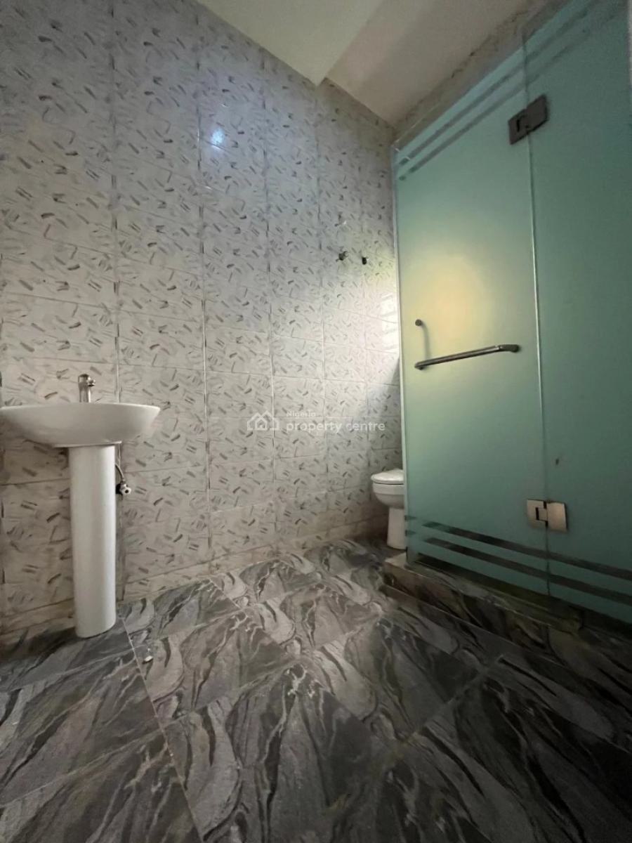 Elegant 3 Bedroom Apartment, Gbagada, Lagos, Flat / Apartment for Sale