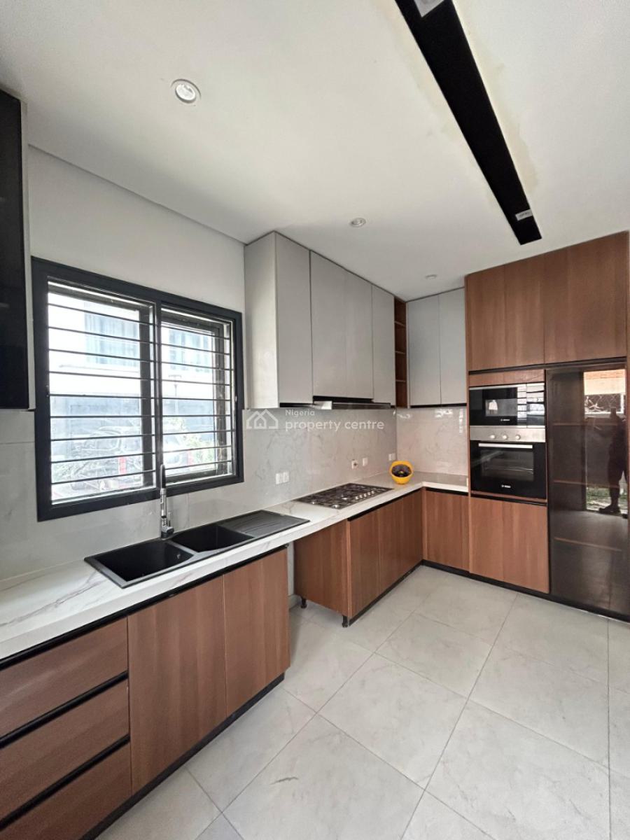 5bedroom Terrace Duplex in a Secured Estate, Lekki Phase 1, Lekki, Lagos, Terraced Duplex for Rent