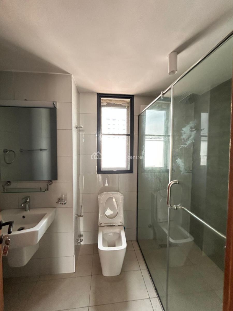 5bedroom Terrace Duplex in a Secured Estate, Lekki Phase 1, Lekki, Lagos, Terraced Duplex for Rent