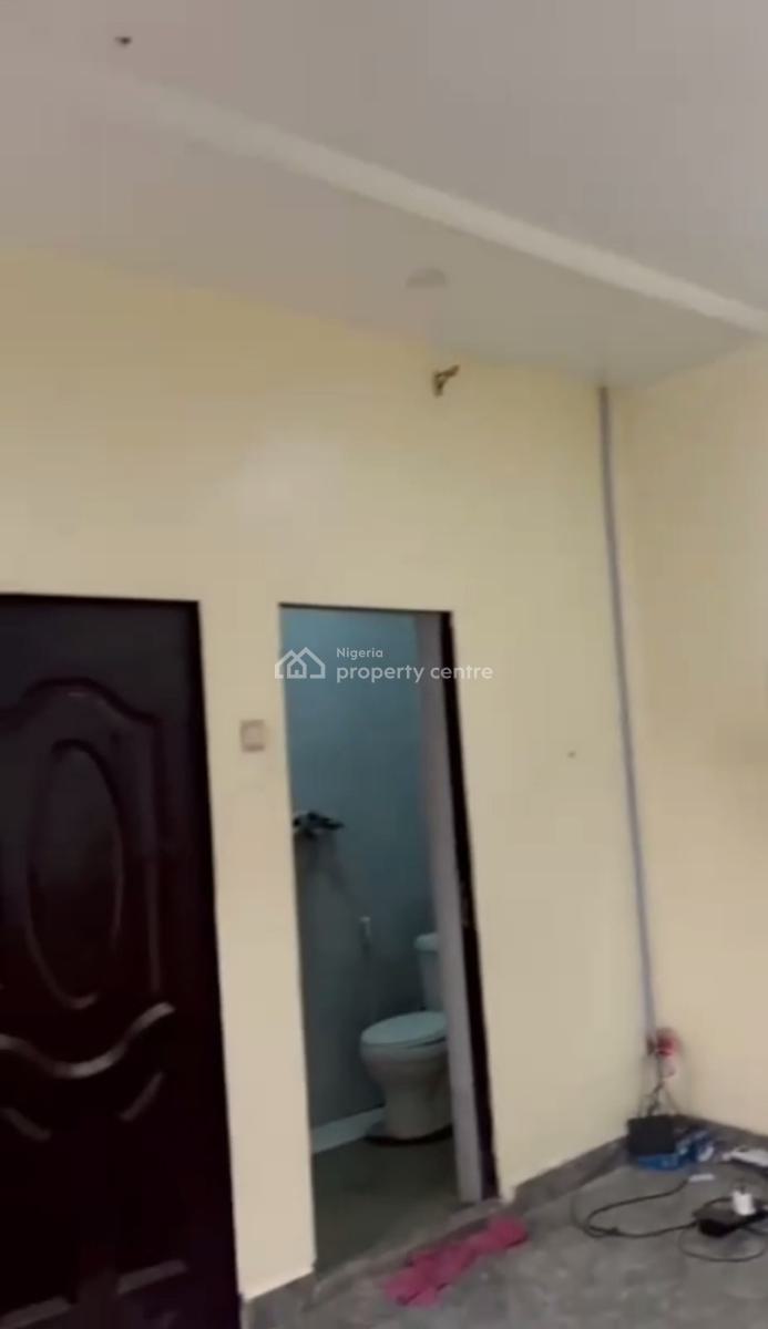 a Spacious a Room Self Contain Apartment, Ebaf Queen Estate, Gwarinpa, Abuja, Self Contain (single Rooms) for Rent