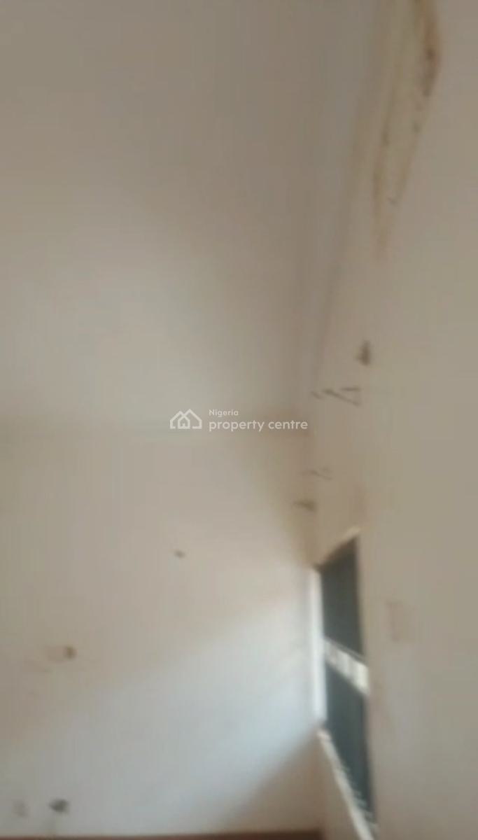 Spacious 2-bedroom Flat Ground Floor, 1st Avenue, Gwarinpa, Abuja, Flat / Apartment for Rent