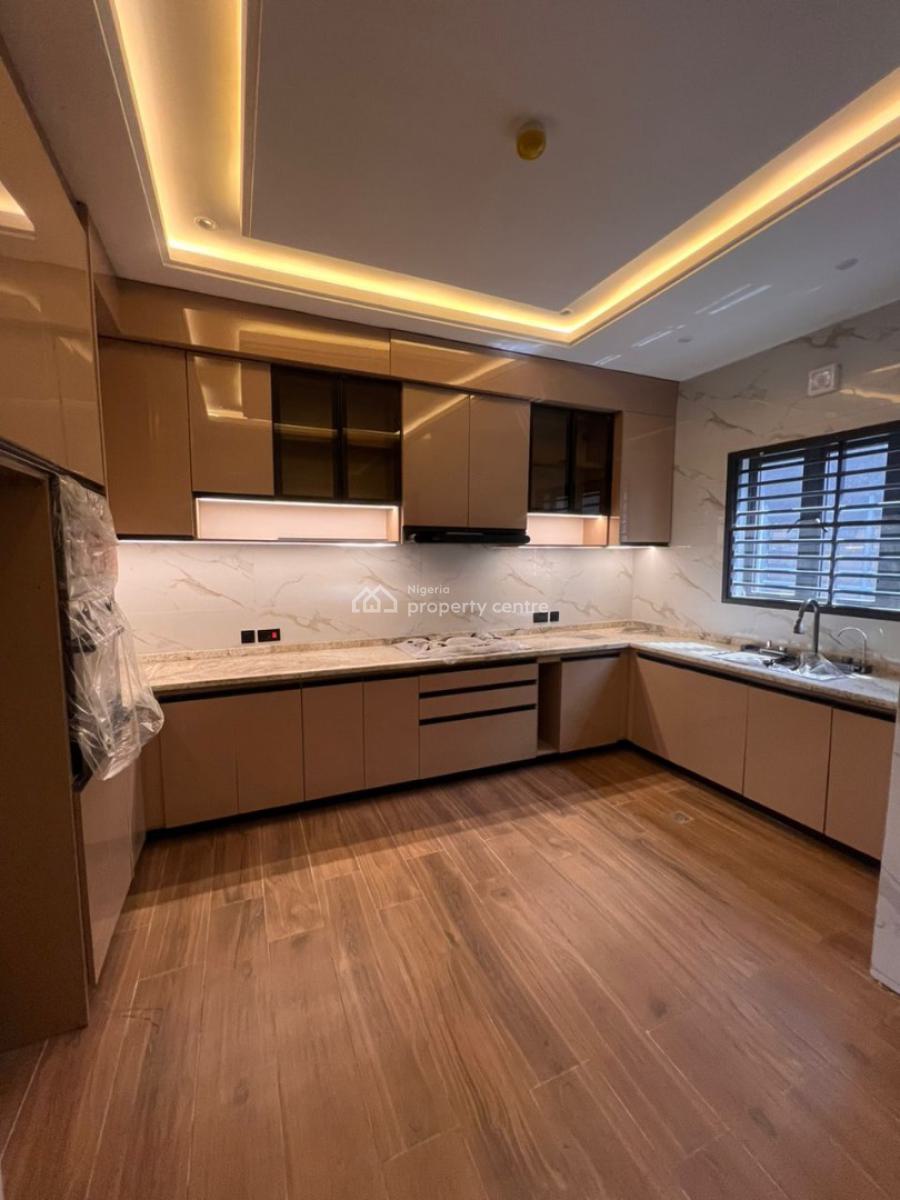 Grand Luxury 4 Bedroom Semi Detached Duplex with Basement and Bq, Guzape District, Abuja, Semi-detached Duplex for Sale