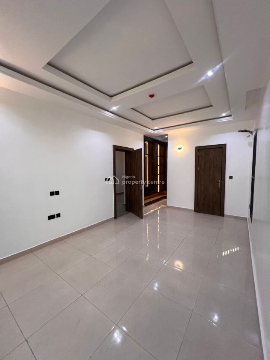 Grand Luxury 4 Bedroom Semi Detached Duplex with Basement and Bq, Guzape District, Abuja, Semi-detached Duplex for Sale