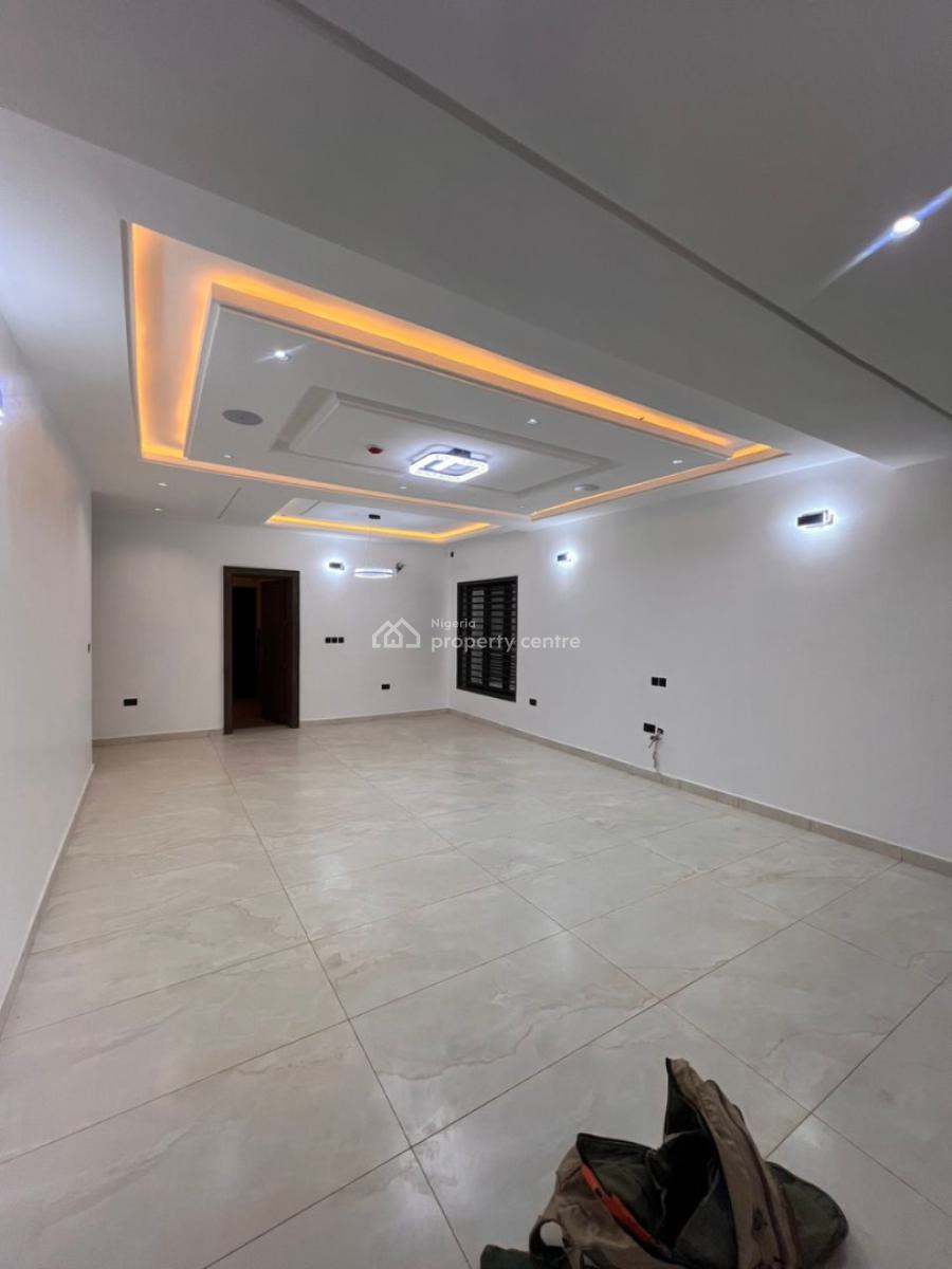 Grand Luxury 4 Bedroom Semi Detached Duplex with Basement and Bq, Guzape District, Abuja, Semi-detached Duplex for Sale