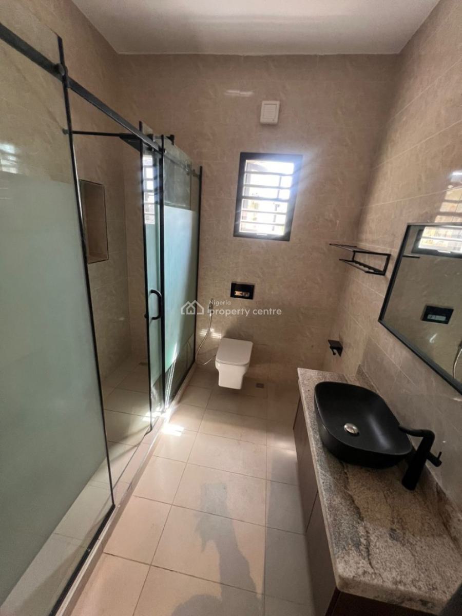 Grand Luxury 4 Bedroom Semi Detached Duplex with Basement and Bq, Guzape District, Abuja, Semi-detached Duplex for Sale