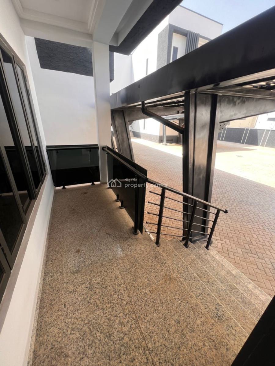 Grand Luxury 4 Bedroom Semi Detached Duplex with Basement and Bq, Guzape District, Abuja, Semi-detached Duplex for Sale