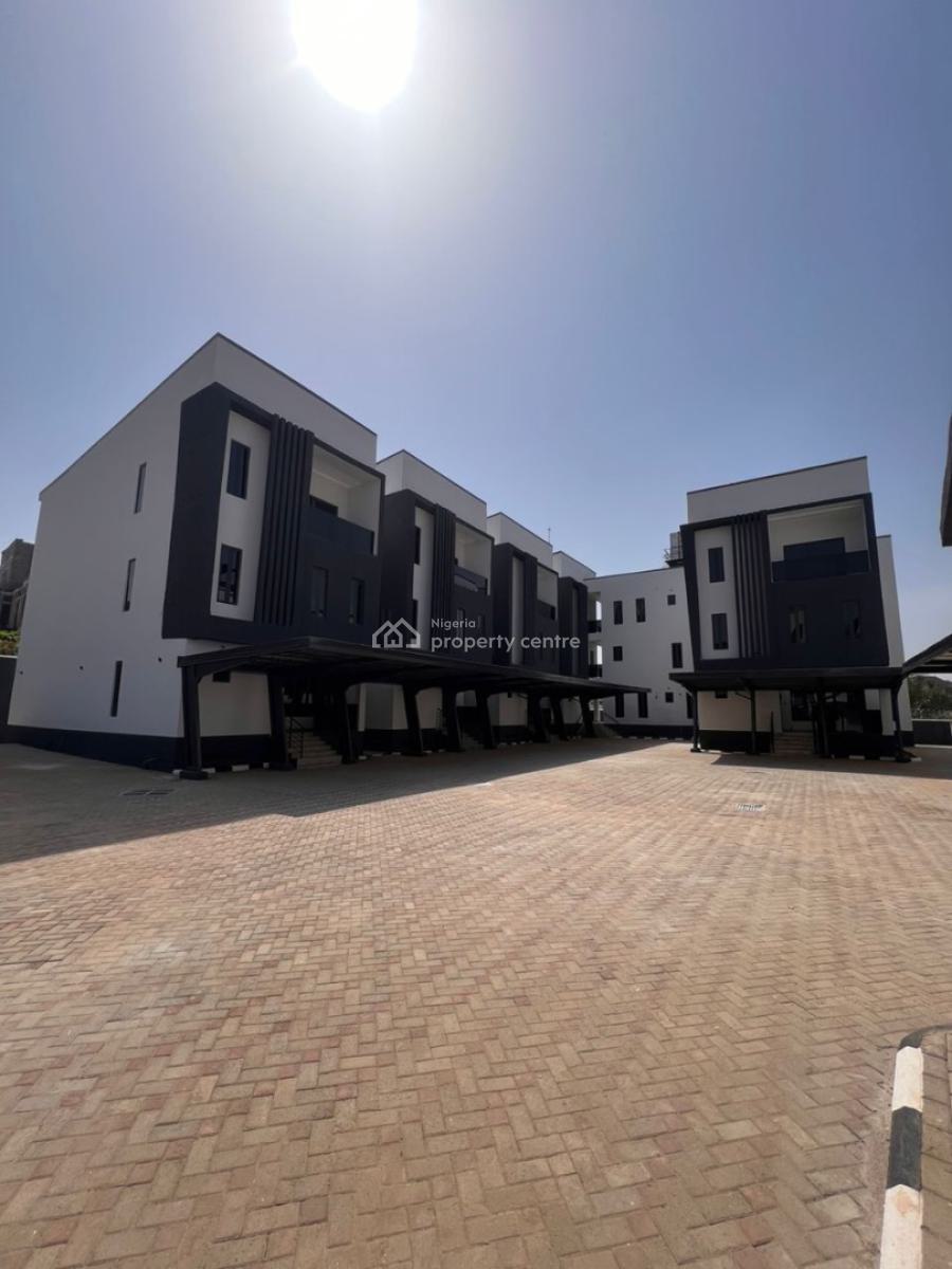 Grand Luxury 4 Bedroom Semi Detached Duplex with Basement and Bq, Guzape District, Abuja, Semi-detached Duplex for Sale