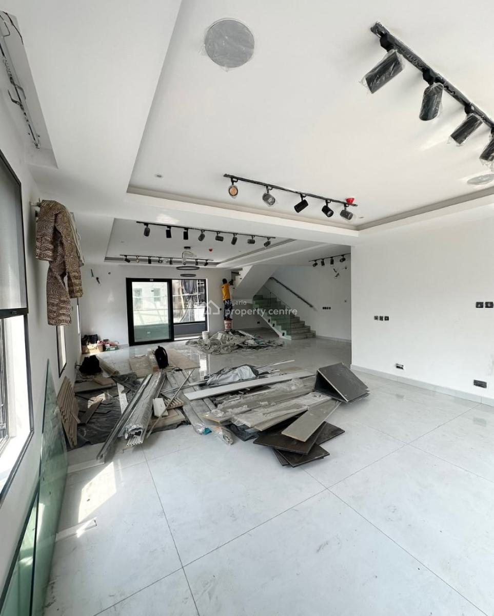 Luxury 4 Bedroom Maisonnette, Ikoyi, Lagos, Block of Flats for Sale