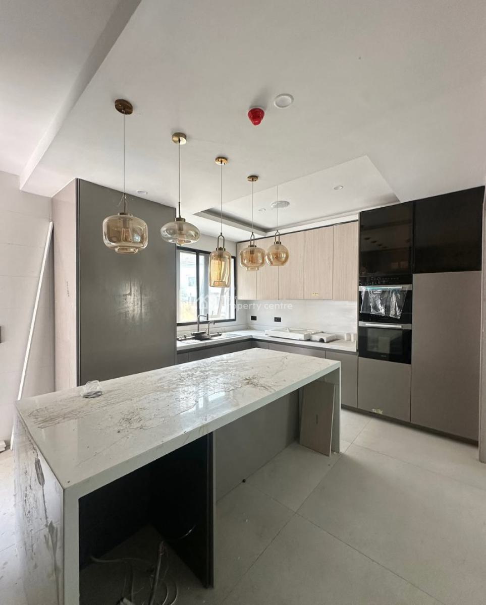 Luxury 4 Bedroom Maisonnette, Ikoyi, Lagos, Block of Flats for Sale