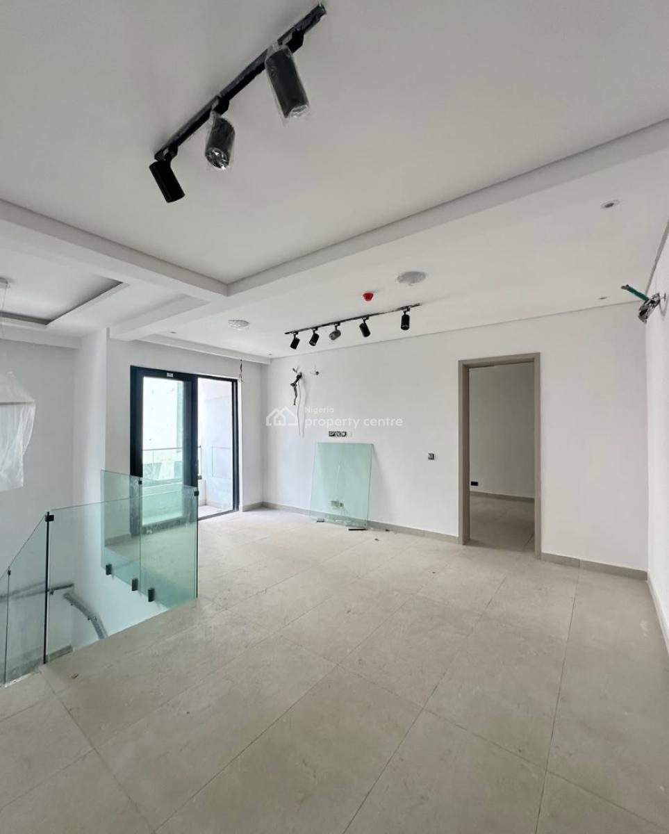 Luxury 4 Bedroom Maisonnette, Ikoyi, Lagos, Block of Flats for Sale