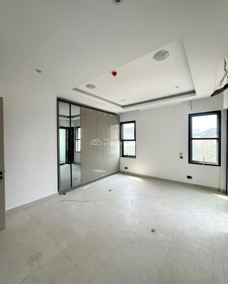 Luxury 4 Bedroom Maisonnette, Ikoyi, Lagos, Block of Flats for Sale