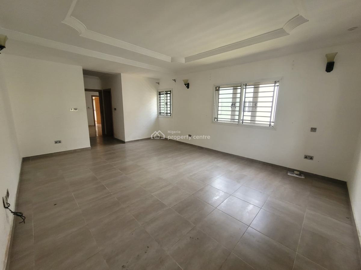 Serviced 4-bedroom Semi-detached Duplex + Bq, Osapa, Lekki, Lagos, Semi-detached Duplex for Rent