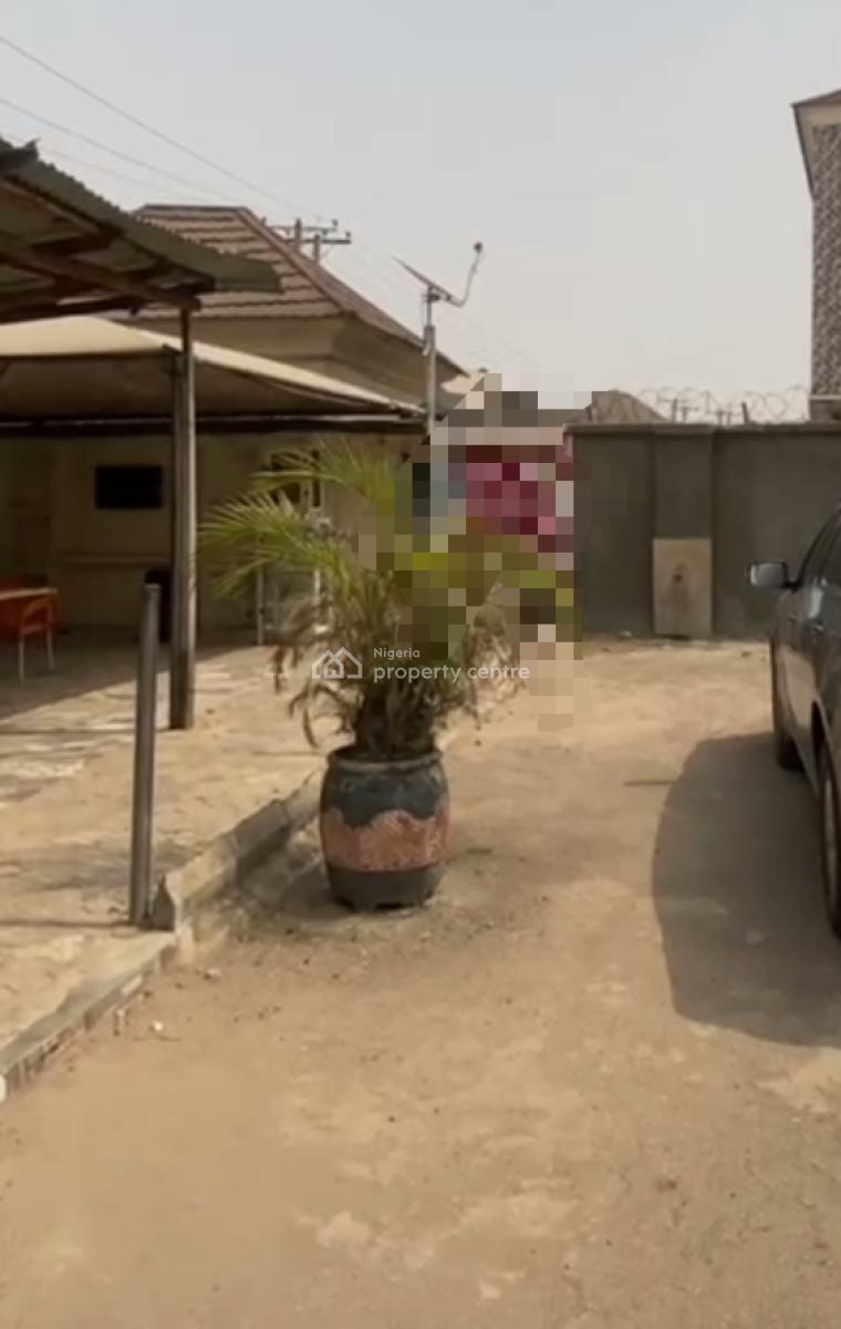 Spacious Restaurant Space with Modern Features, By Jahi District, Kado, Abuja, Restaurant / Bar for Rent