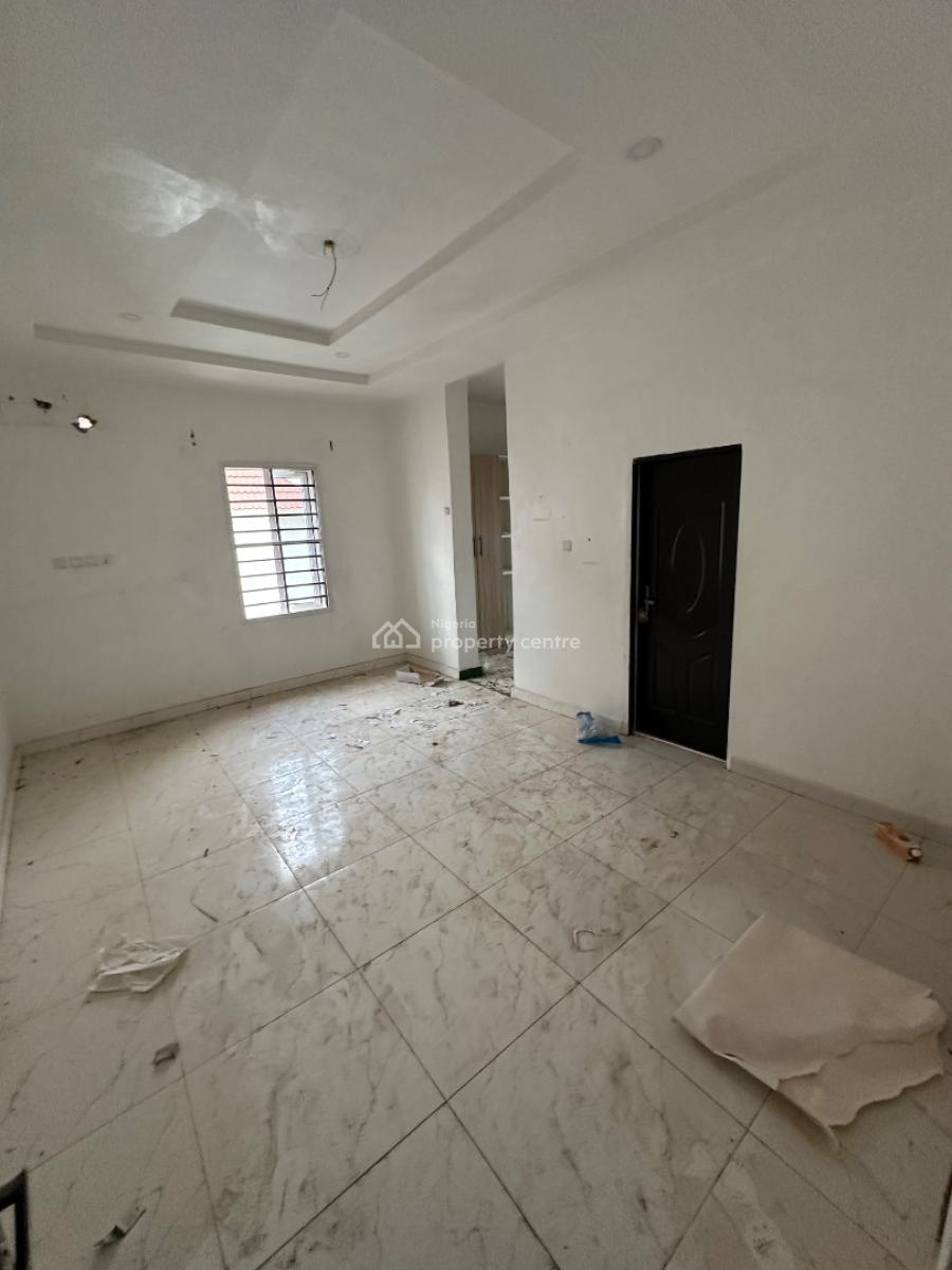 a Standard 3 Bedroom Apartment in a Decent Neighborhood, Around Zartech, Wuye, Abuja, Flat / Apartment for Rent