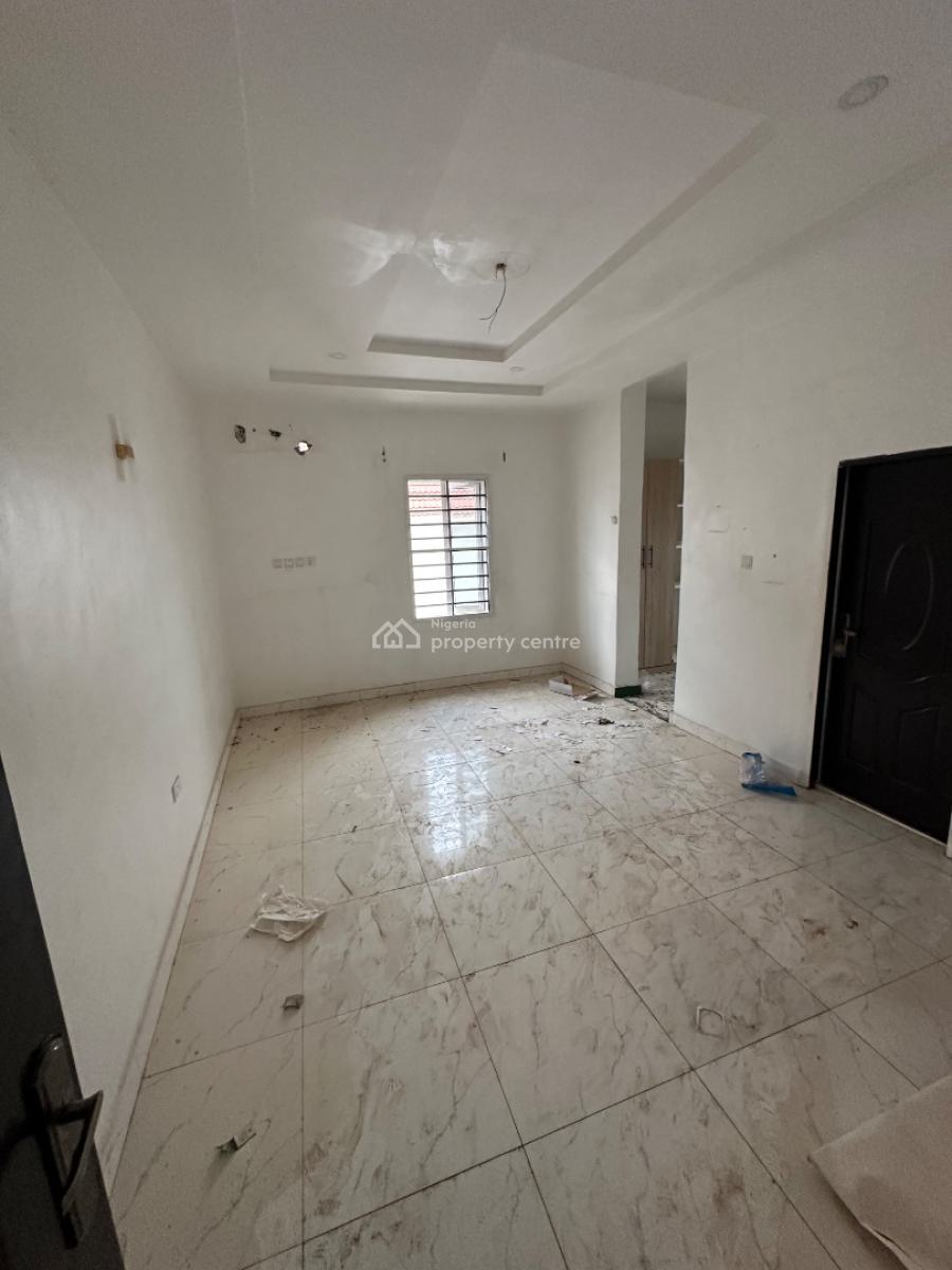 a Standard 3 Bedroom Apartment in a Decent Neighborhood, Around Zartech, Wuye, Abuja, Flat / Apartment for Rent