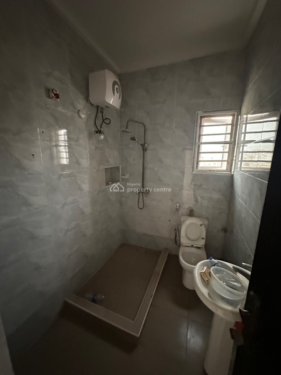 a Standard 3 Bedroom Apartment in a Decent Neighborhood, Around Zartech, Wuye, Abuja, Flat / Apartment for Rent