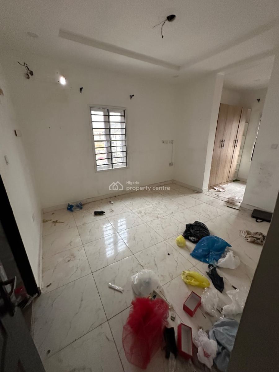 a Standard 3 Bedroom Apartment in a Decent Neighborhood, Around Zartech, Wuye, Abuja, Flat / Apartment for Rent