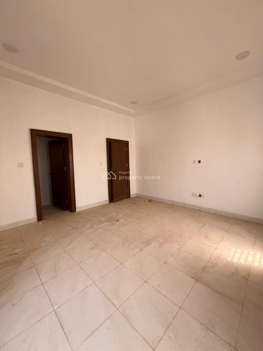 Extra Massive 3 Bedrooms Flat Apartment with 2 Living Rooms and Bq, Wuye, Abuja, Flat / Apartment for Sale