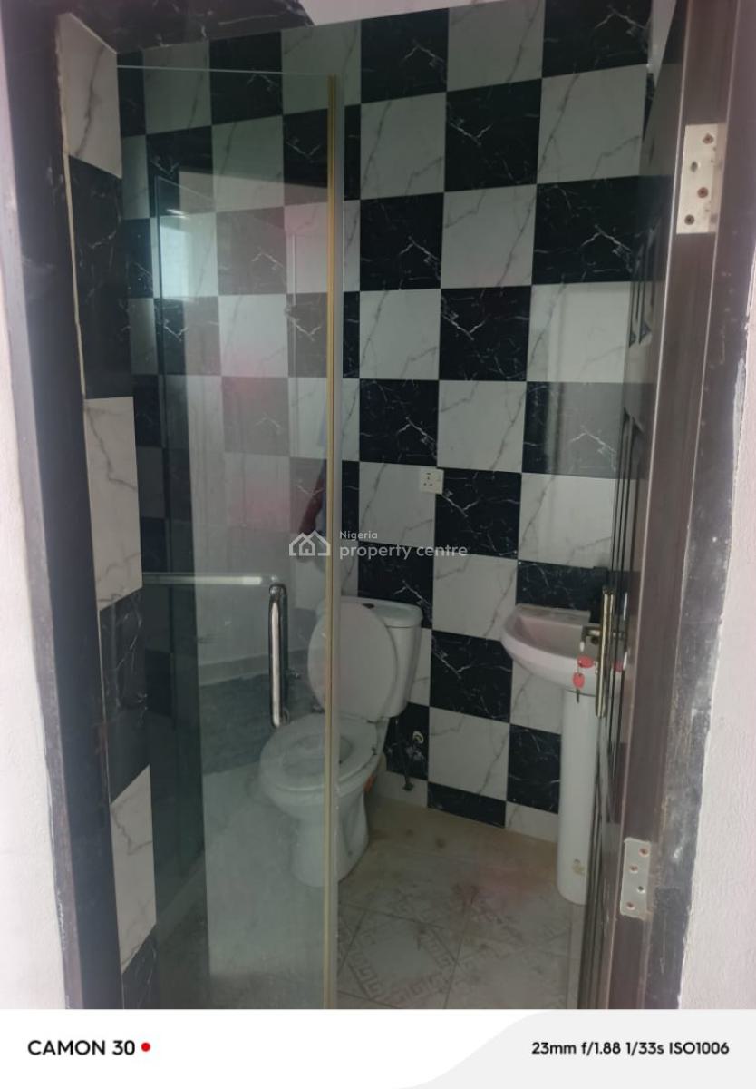 Beautiful 3 Bedroom Apartment, Second Toll Gate, Lekki, Lagos, Flat / Apartment for Rent