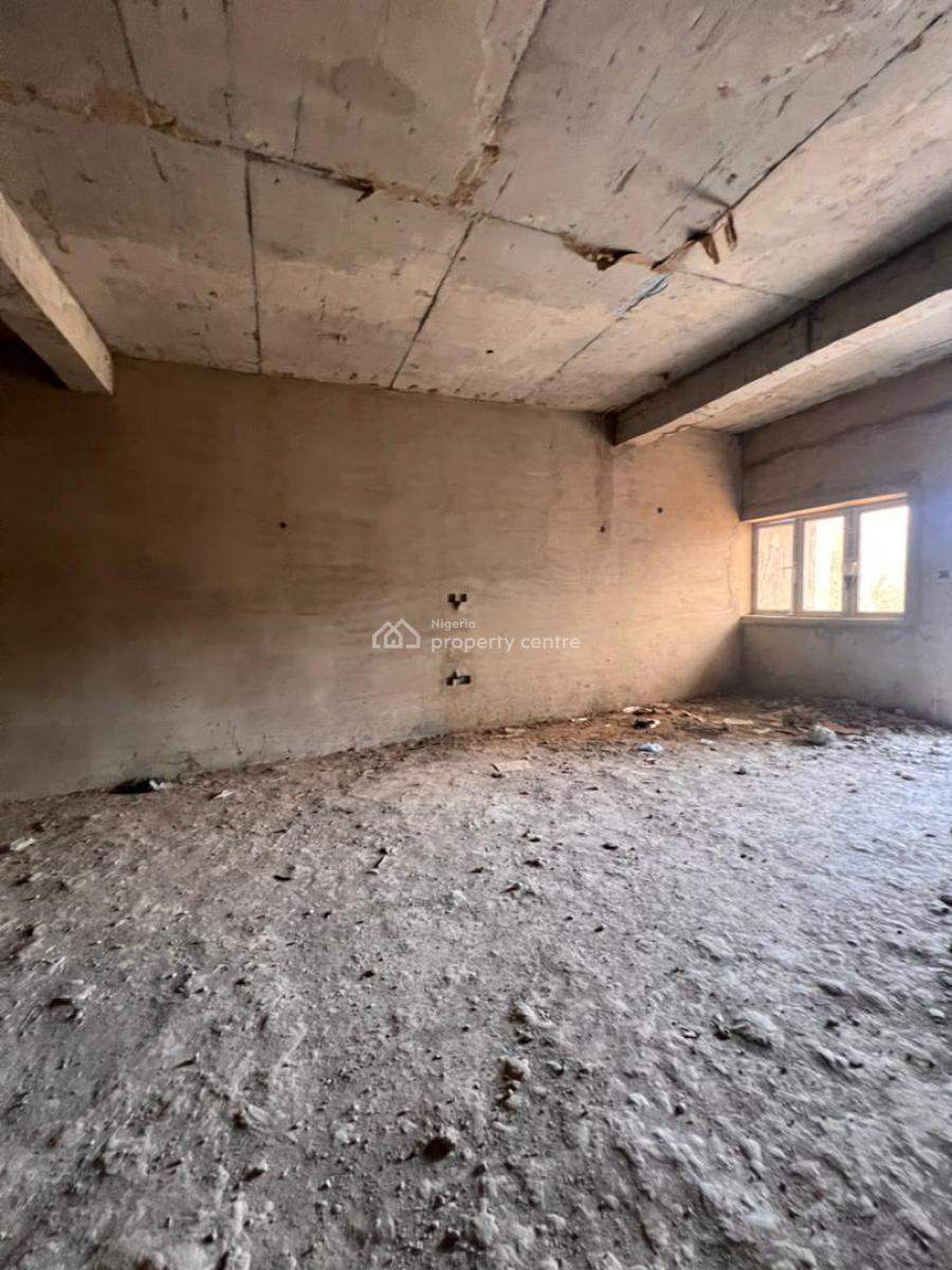 Spacious 3 Beds Apartment  Semi-finished, Dakibiyu, Wuye, Abuja, Flat / Apartment for Sale