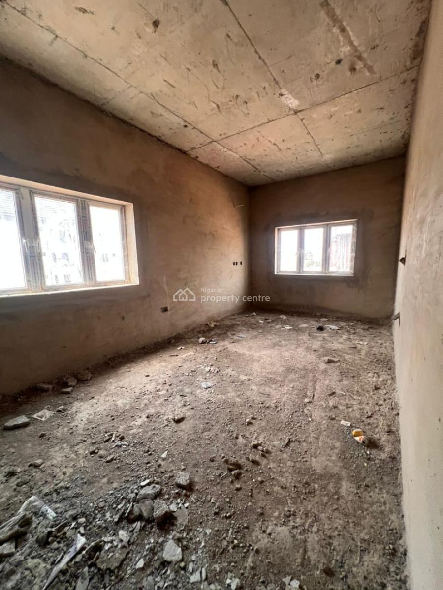 Spacious 3 Beds Apartment  Semi-finished, Dakibiyu, Wuye, Abuja, Flat / Apartment for Sale