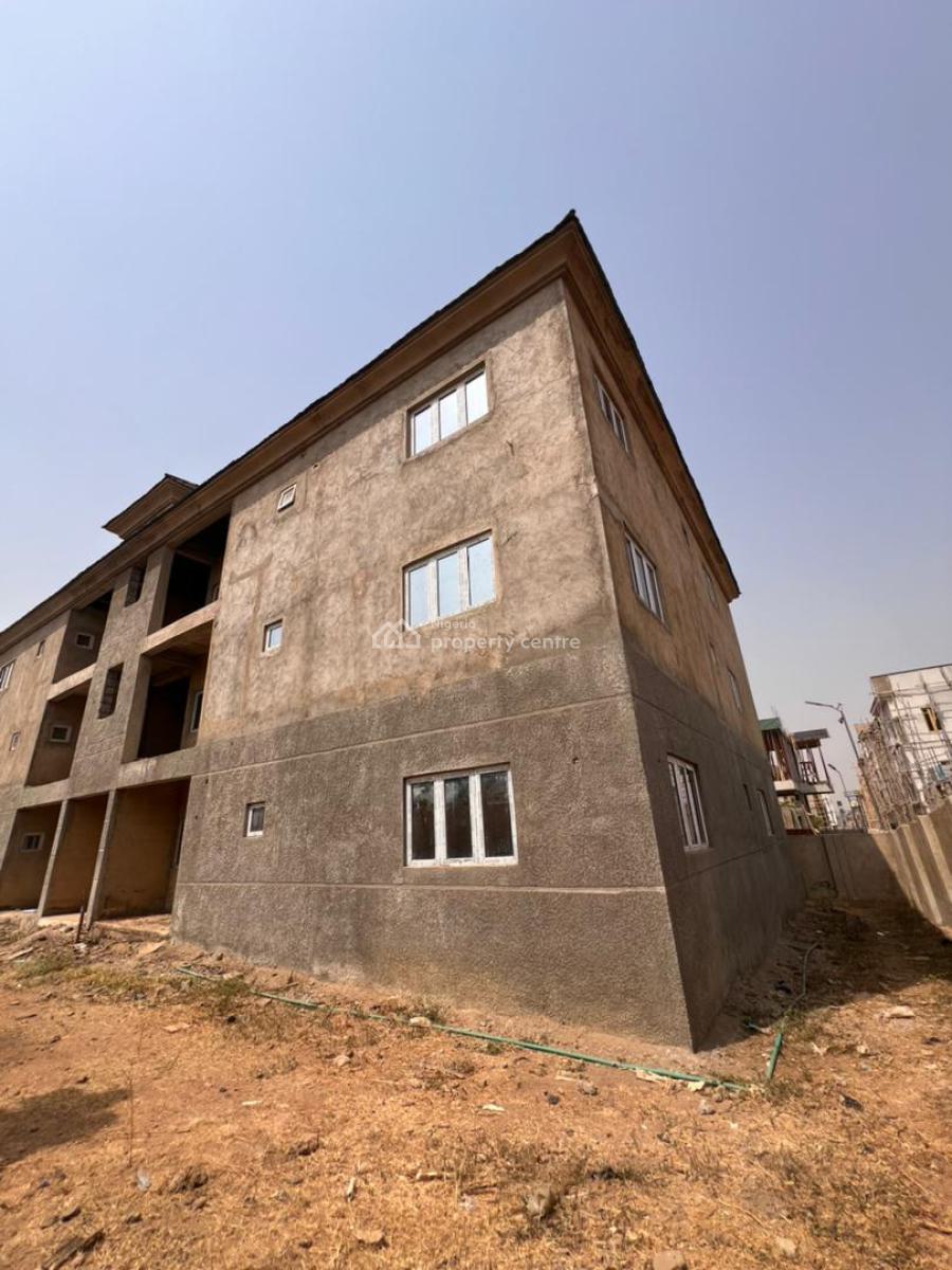 Spacious 3 Beds Apartment  Semi-finished, Dakibiyu, Wuye, Abuja, Flat / Apartment for Sale