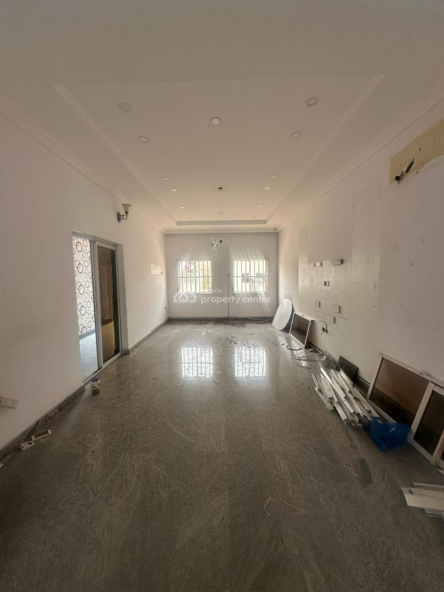 Spacious 5-bedroom House, Lekki, Lekki Phase 1, Lekki, Lagos, Semi-detached Duplex for Rent