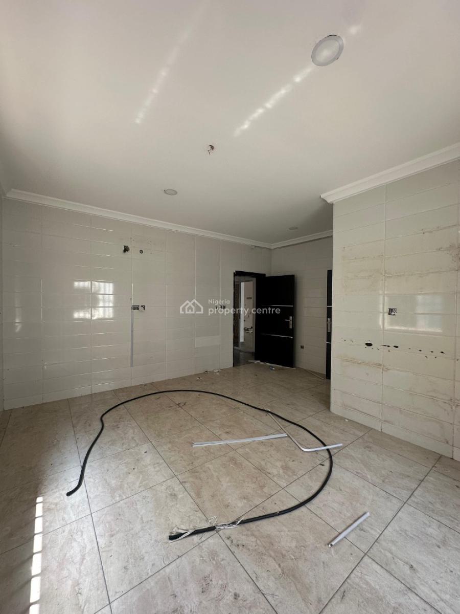 Spacious 5-bedroom House, Lekki, Lekki Phase 1, Lekki, Lagos, Semi-detached Duplex for Rent