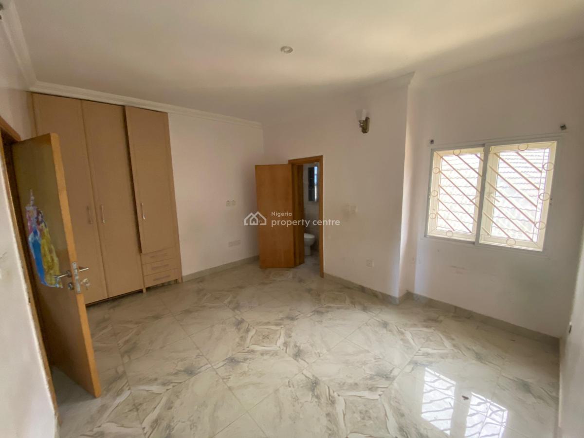 Well Maintained 4 Bedroom Terrace Duplex in an Estate, Osapa London Lekki, Osapa, Lekki, Lagos, House for Rent