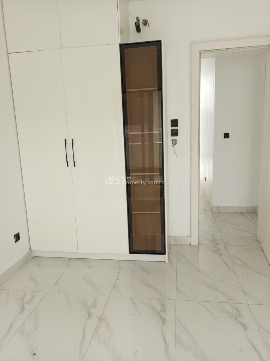 New 2bedroom in Exotic Building with Pool Gym 24/7 Light Airbnb Allow, Off Freedom Way, Lekki Phase 1, Lekki, Lagos, Flat / Apartment for Rent