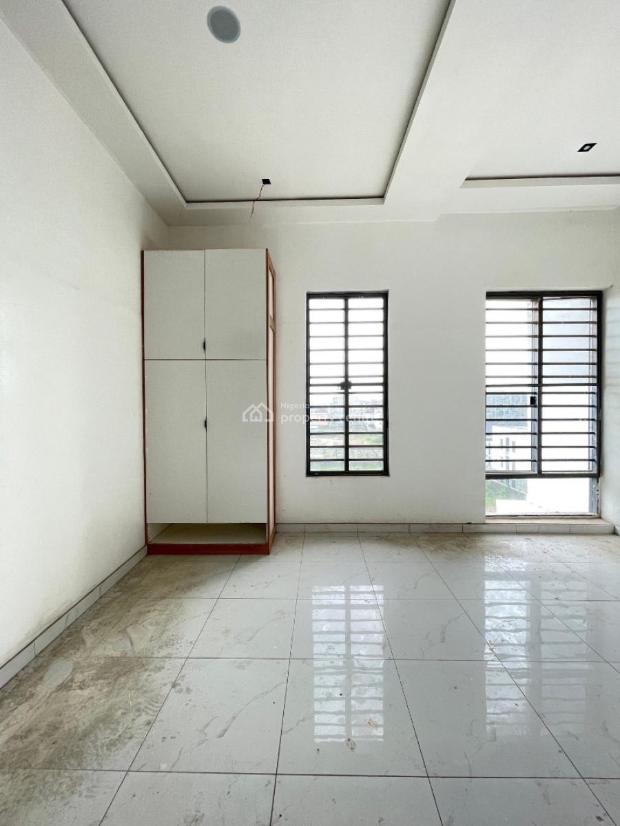 Fully Serviced 2 Bedroom Apartment with Swimming Pool and Bq, Ikate, Ikate, Lekki, Lagos, Block of Flats for Sale