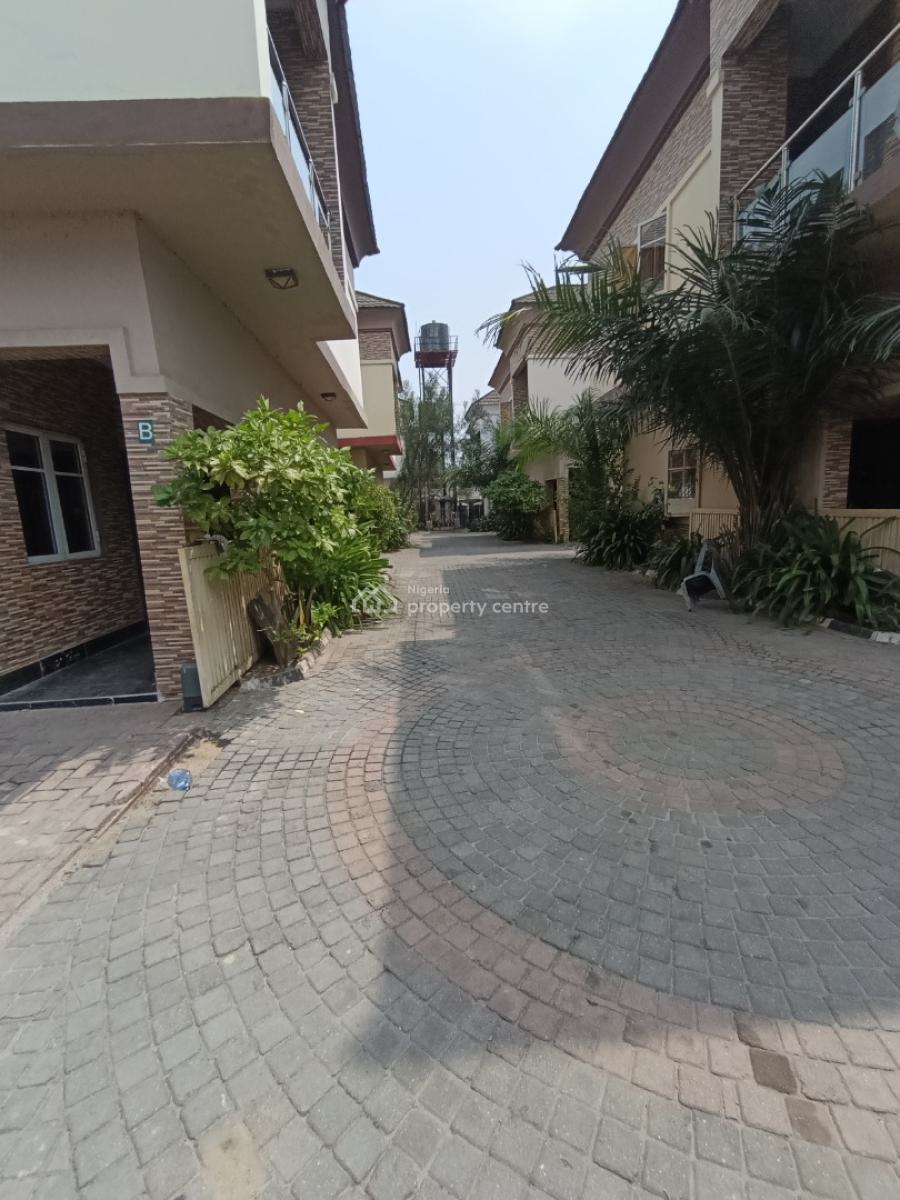Luxury 4 Bedroom Duplex  Very Accessible Also Good for Office, Chevy View Estate Chevron Drive 🔰, Lekki, Lagos, Detached Duplex for Rent