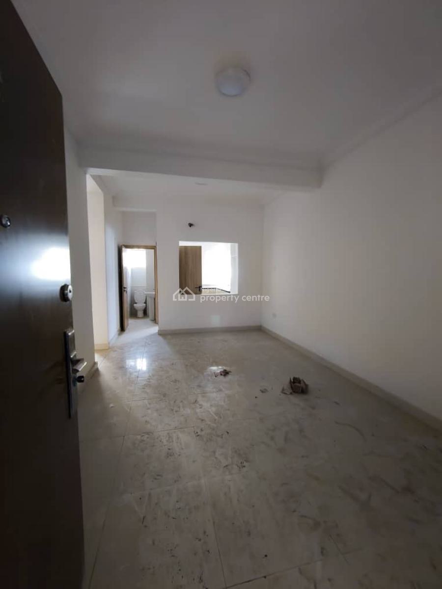 Clean 2bed Room Apartment Video Available, Chevron Drive Inside a Fully Serviced Estate, Lekki, Lagos, Flat / Apartment for Rent