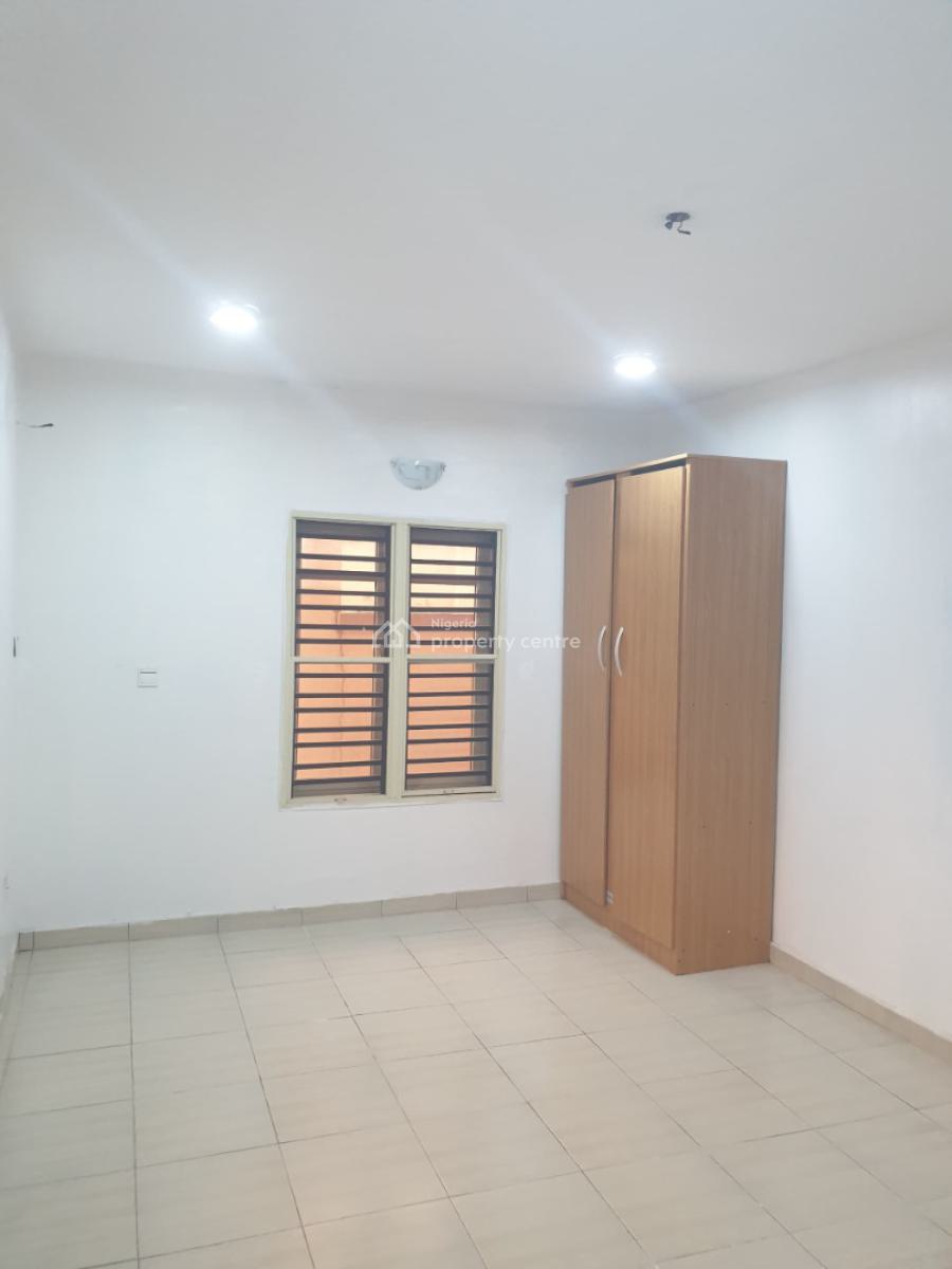 2 Bedroom Flat at Magodo Phase 2, Magodo Phase 2, Gra Phase 2, Magodo, Lagos, Flat / Apartment for Rent