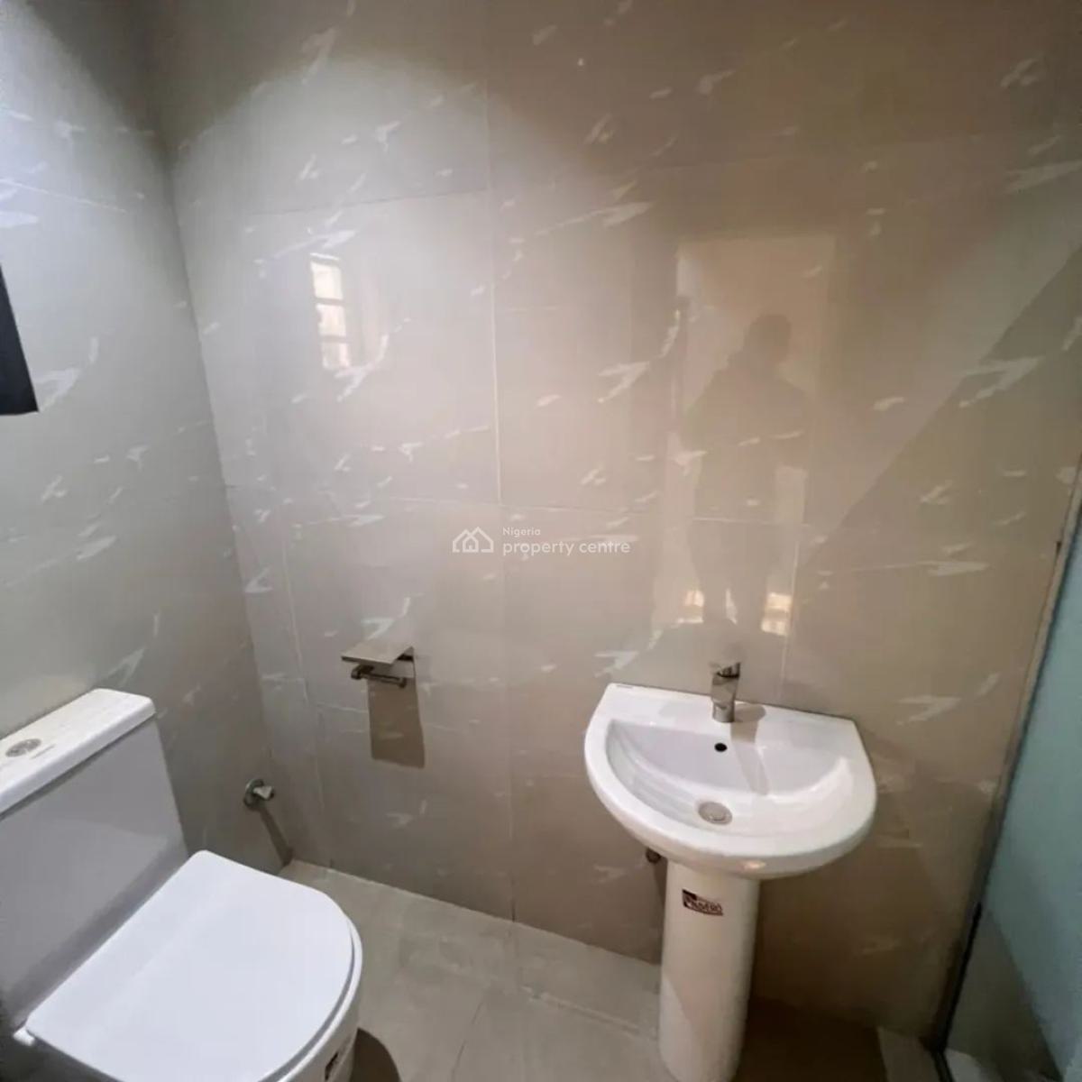 3 Bedroom Apartment, Jahi, Abuja, Flat / Apartment for Sale