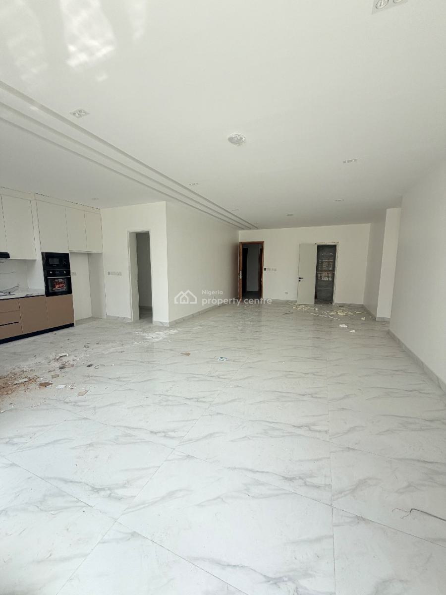 Spacious 2bedroom Flat with Swimming Pool and Gym, Lekki Phase 1, Lekki, Lagos, Block of Flats for Sale