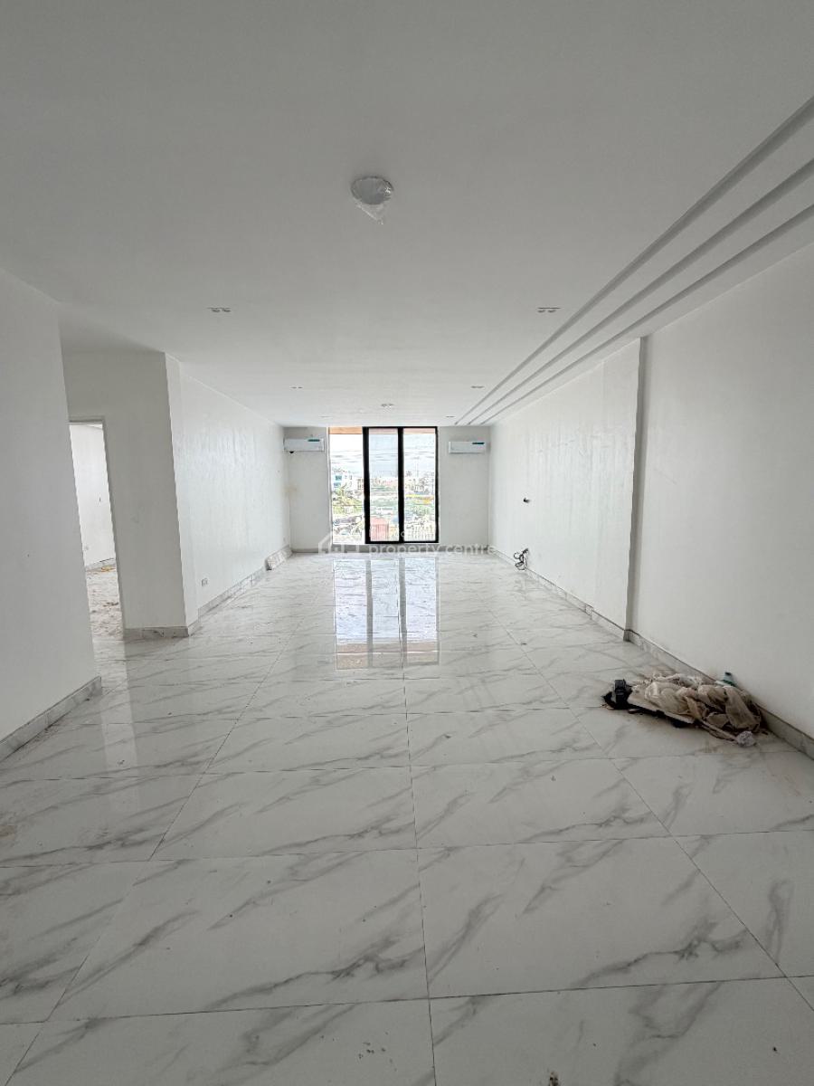 Spacious 2bedroom Flat with Swimming Pool and Gym, Lekki Phase 1, Lekki, Lagos, Block of Flats for Sale