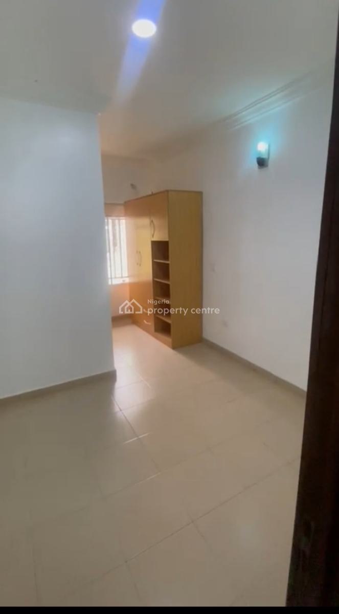 Nicely Finished 3 Bedroom Terrace Serviced Duplex, Paradise 3 Estate Chevron Drive, Lekki, Lagos, Terraced Duplex for Rent