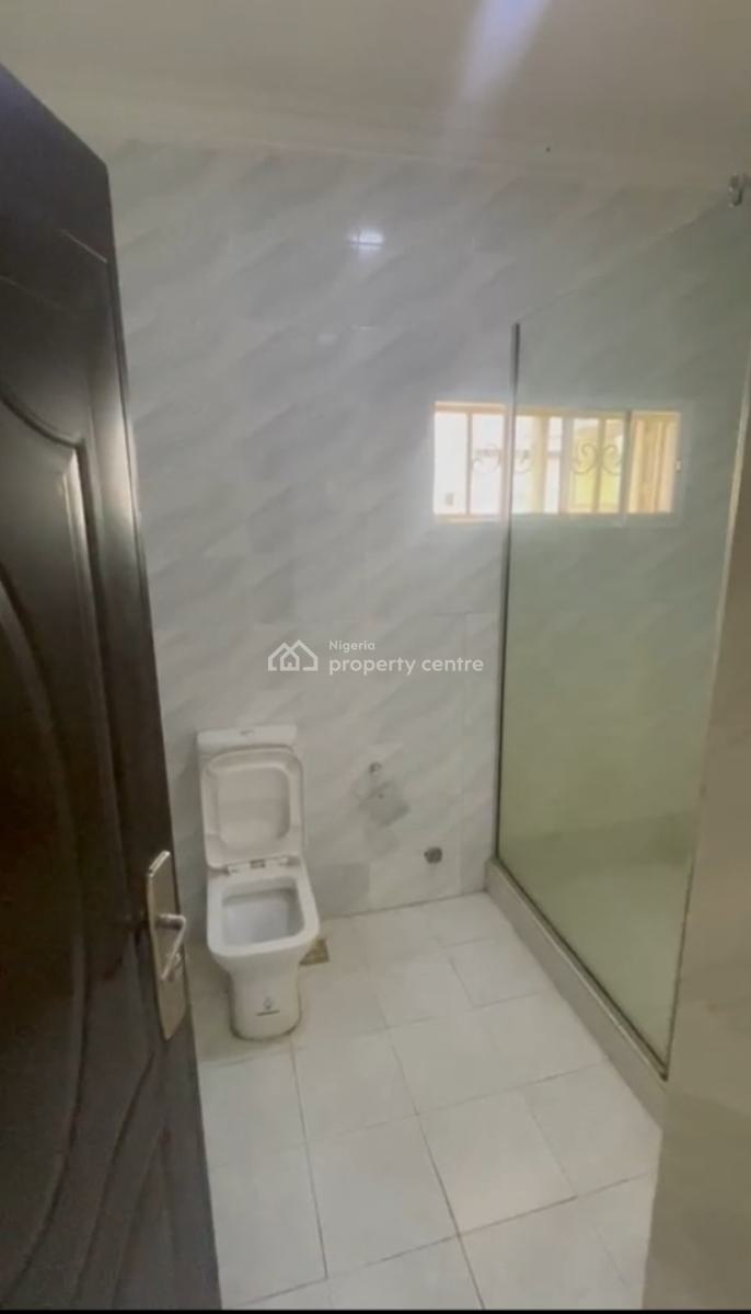 Nicely Finished 3 Bedroom Terrace Serviced Duplex, Paradise 3 Estate Chevron Drive, Lekki, Lagos, Terraced Duplex for Rent