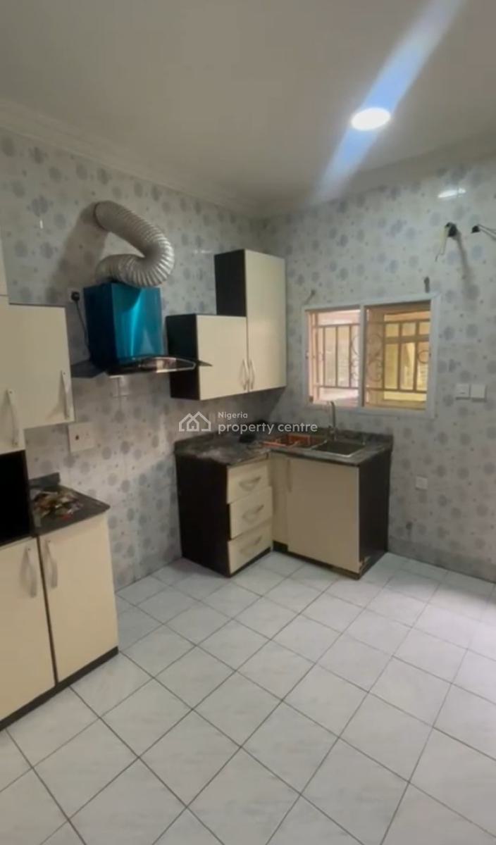 Nicely Finished 3 Bedroom Terrace Serviced Duplex, Paradise 3 Estate Chevron Drive, Lekki, Lagos, Terraced Duplex for Rent