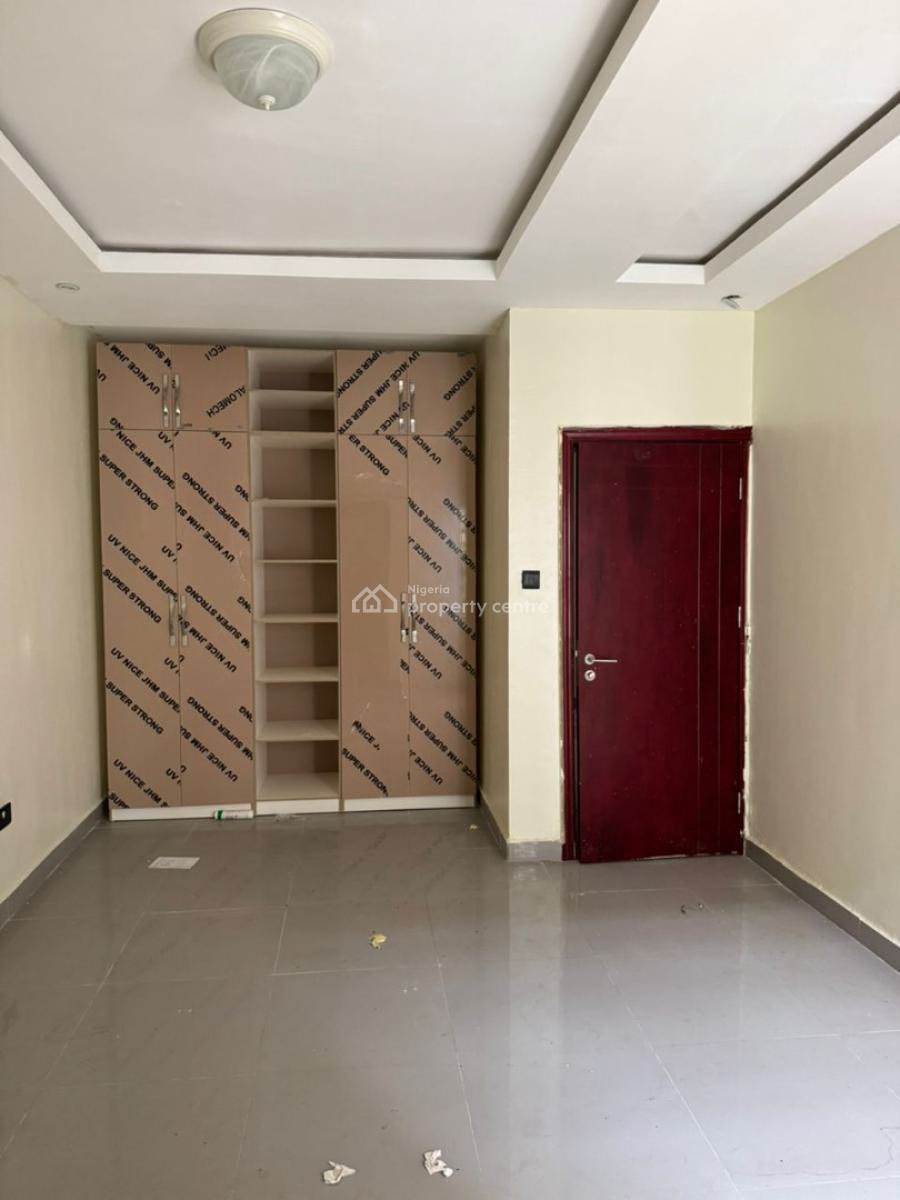 2 Bedroom Flat, Gbangbala Area, Ikate, Lekki, Lagos, Flat / Apartment for Rent
