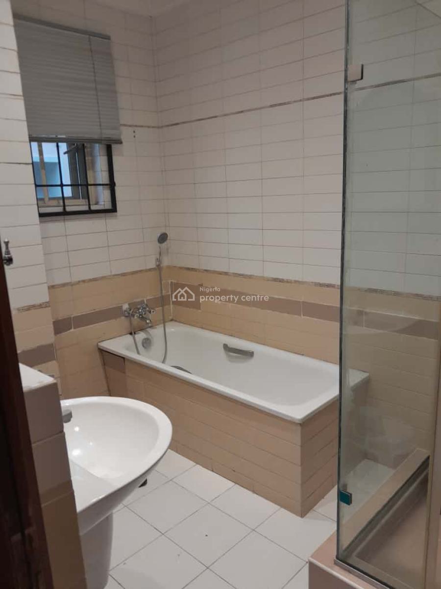 Well Maintained Luxury 3 Bedroom Apartment with a Bq, Off Aso Street, Parkview Estate, Parkview, Ikoyi, Lagos, Flat / Apartment for Rent