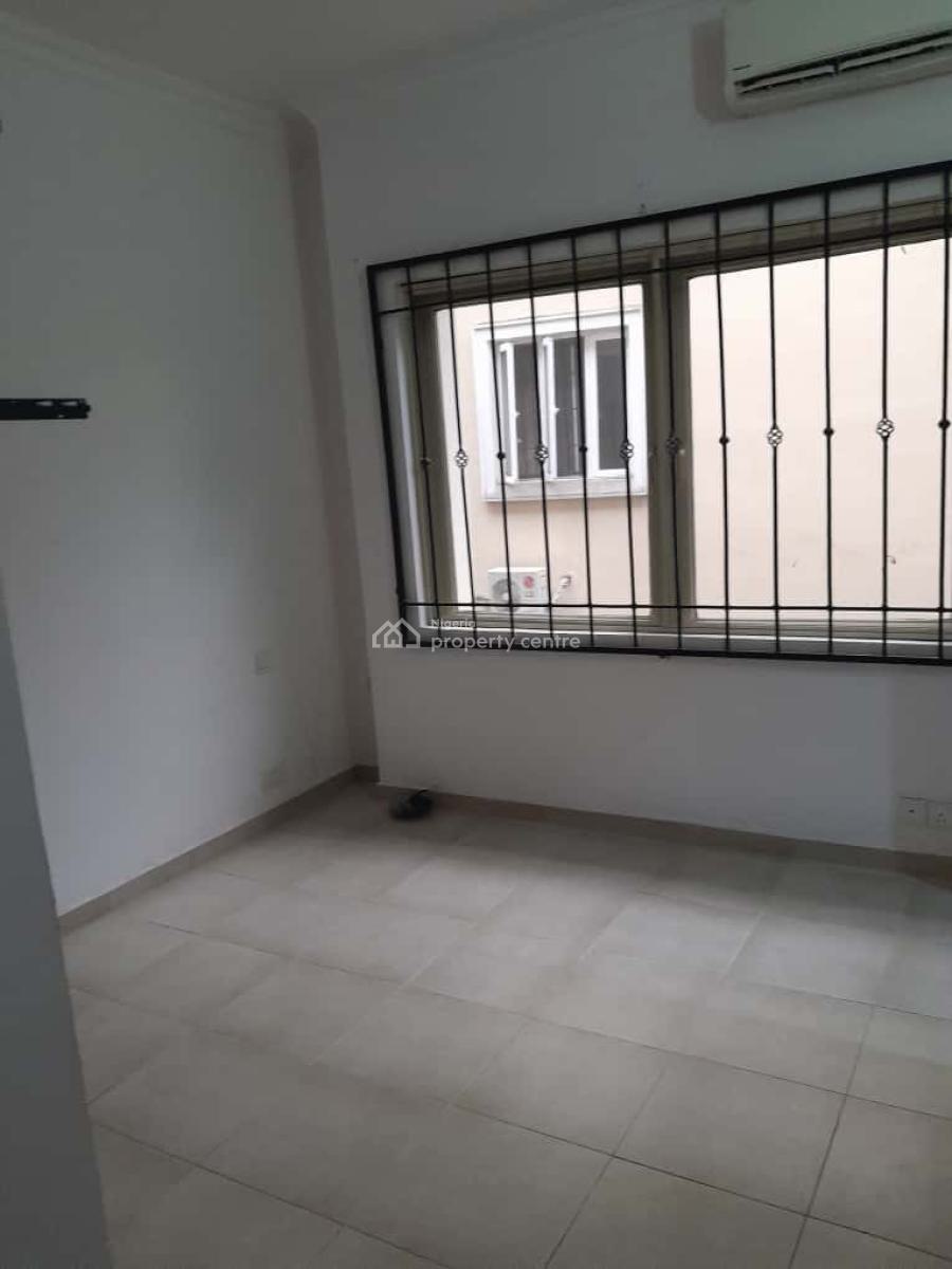 Well Maintained Luxury 3 Bedroom Apartment with a Bq, Off Aso Street, Parkview Estate, Parkview, Ikoyi, Lagos, Flat / Apartment for Rent