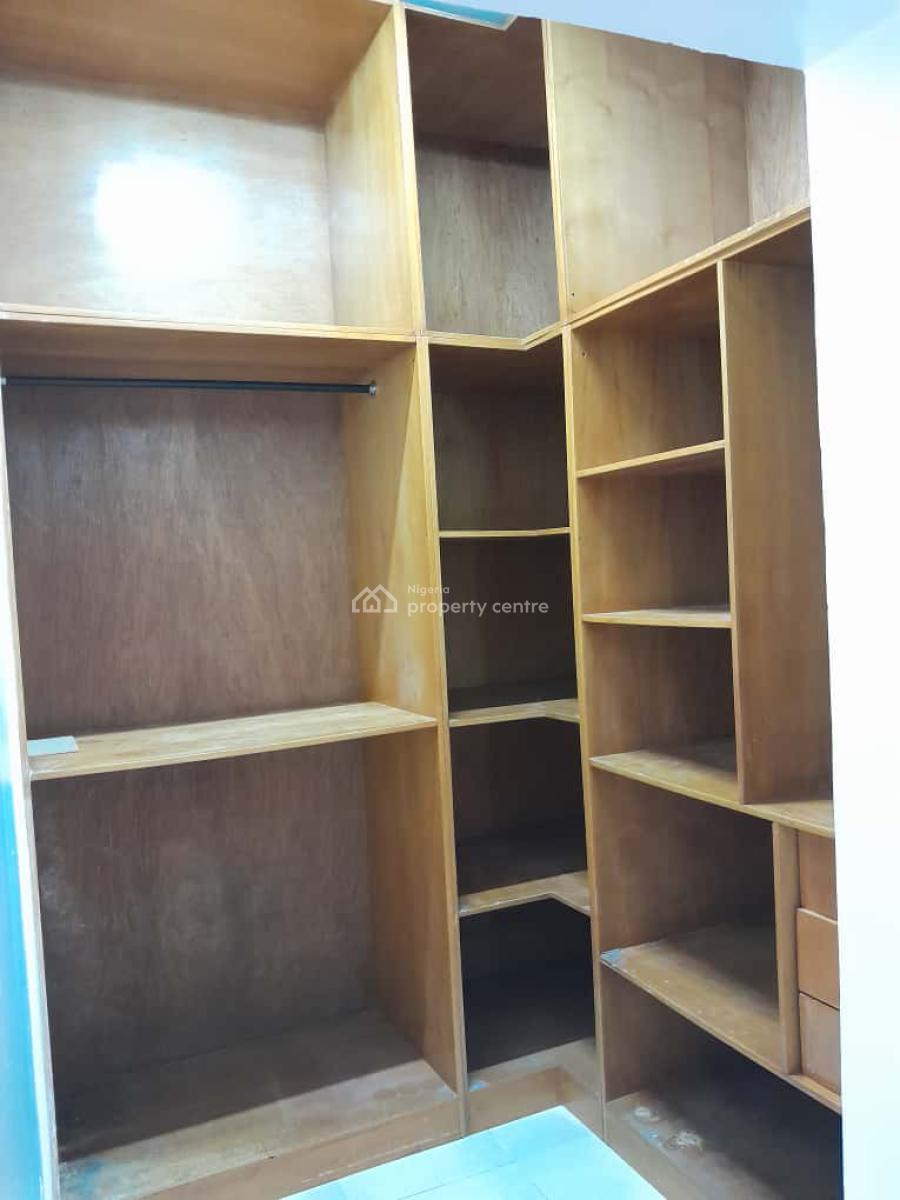 Well Maintained Luxury 3 Bedroom Apartment with a Bq, Off Aso Street, Parkview Estate, Parkview, Ikoyi, Lagos, Flat / Apartment for Rent