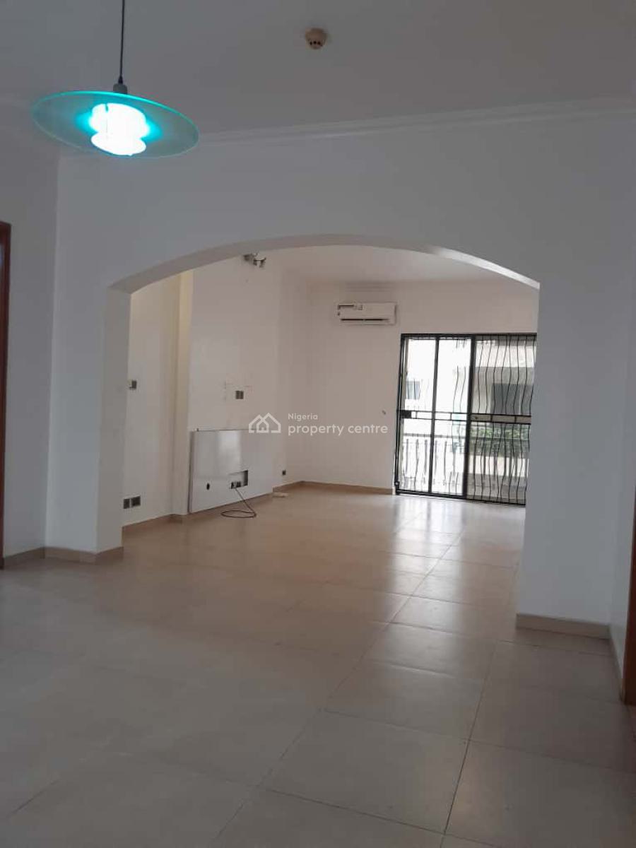 Well Maintained Luxury 3 Bedroom Apartment with a Bq, Off Aso Street, Parkview Estate, Parkview, Ikoyi, Lagos, Flat / Apartment for Rent